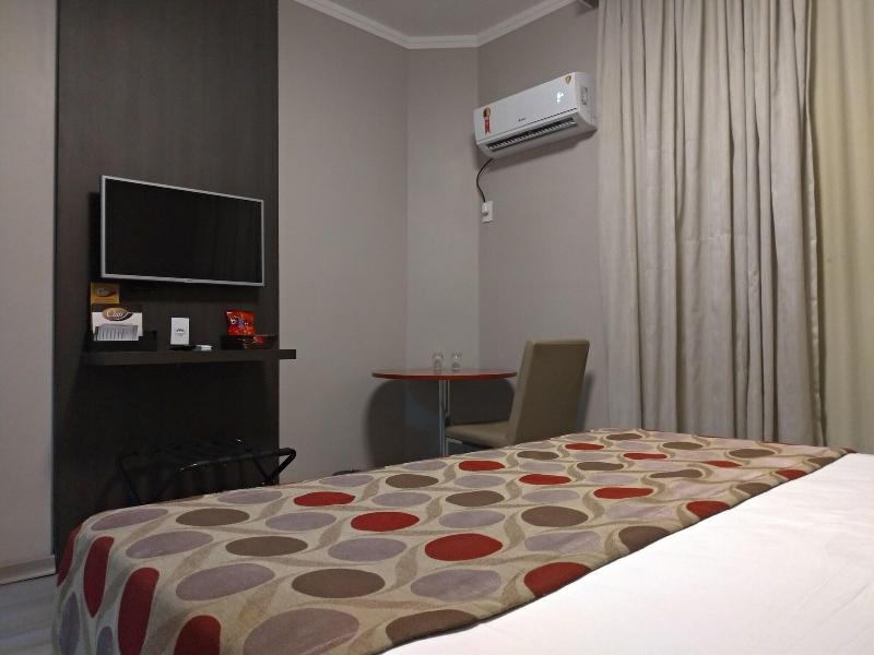 Class Hotel Rio Claro image