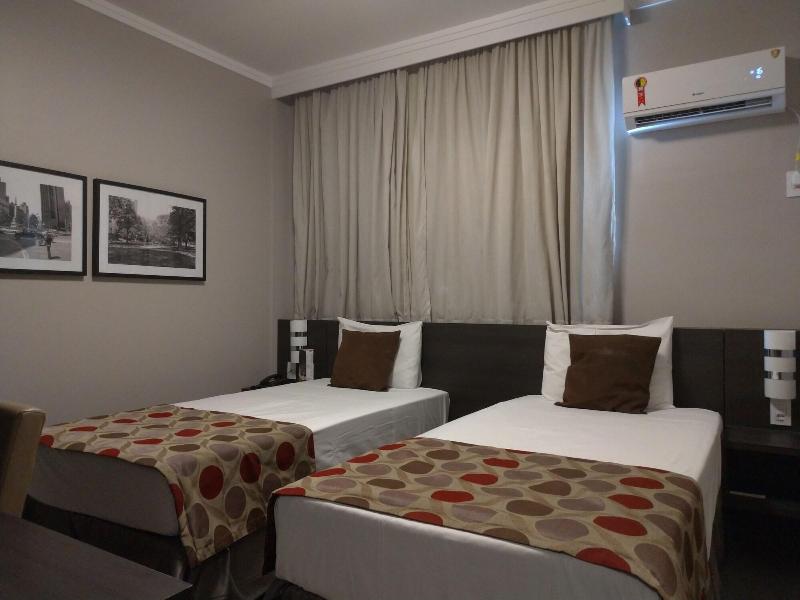 Class Hotel Rio Claro image