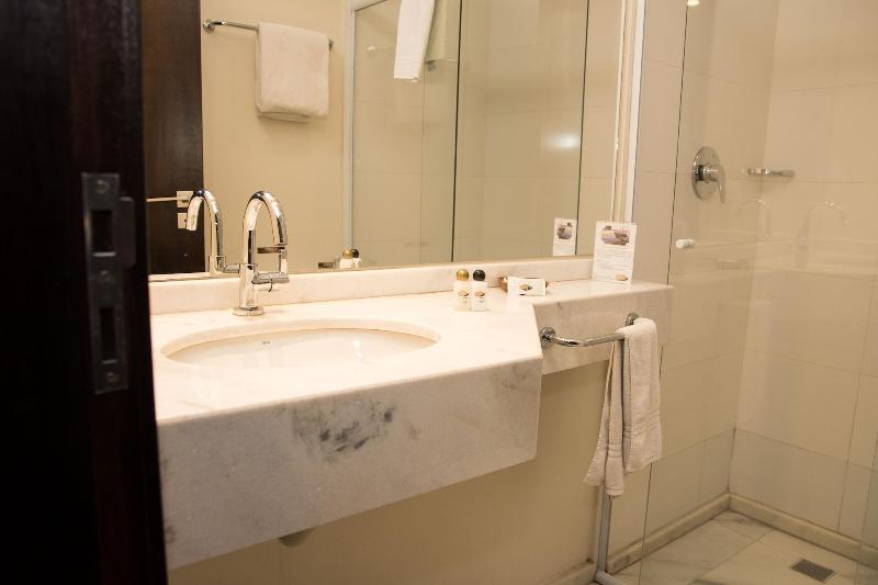 Class Hotel Rio Claro image