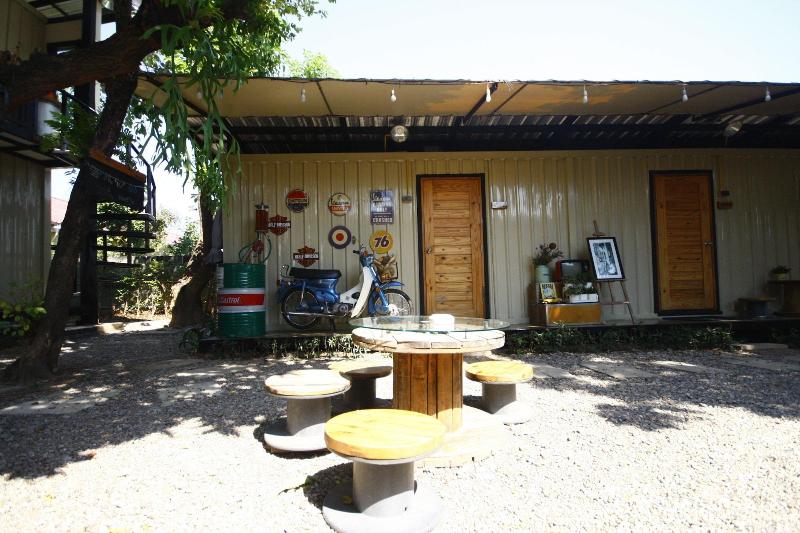 Sweet Box Bed And Breakfast