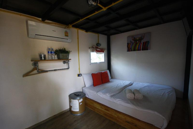 Sweet Box Bed And Breakfast — photo 11