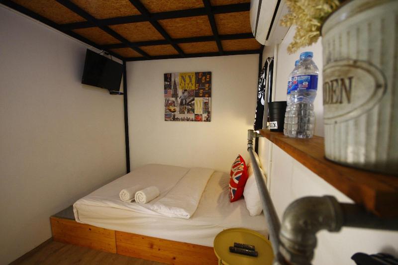 Sweet Box Bed And Breakfast — photo 9