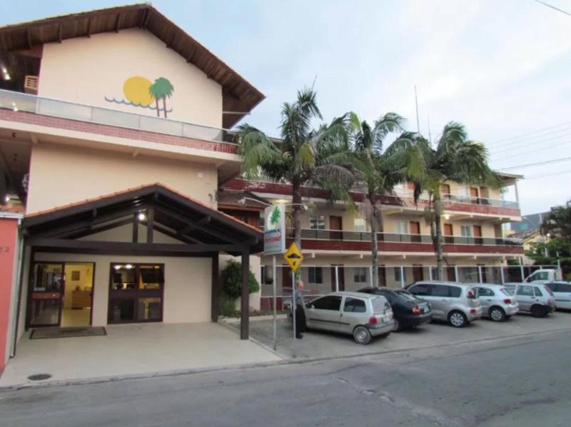 Tropicanas Apart Hotel image
