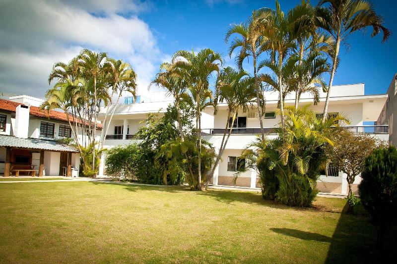 Tropicanas Apart Hotel image
