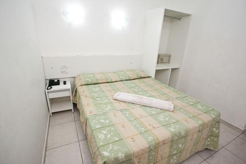 Tropicanas Apart Hotel image