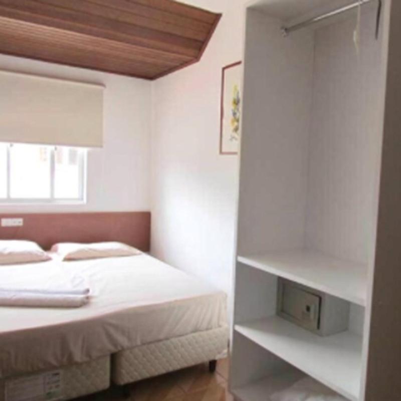 Tropicanas Apart Hotel image