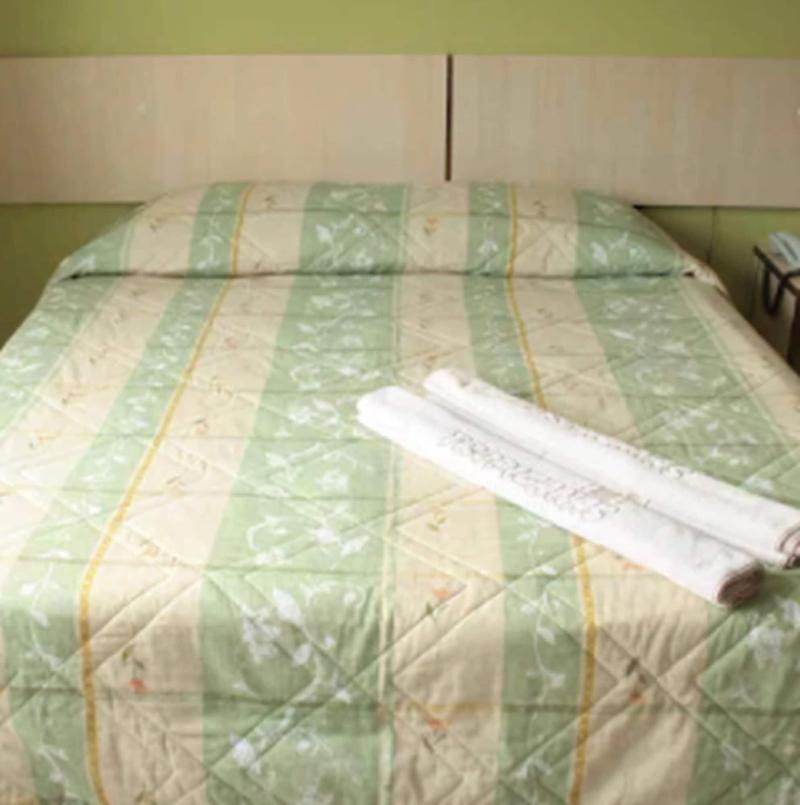 Tropicanas Apart Hotel image
