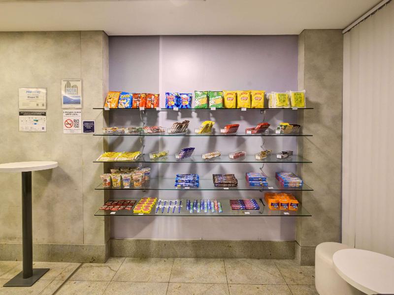 Ibis Budget Copacabana Rj image