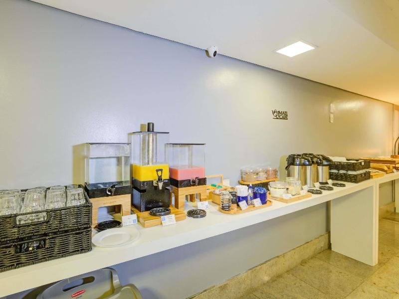 Ibis Budget Copacabana Rj image