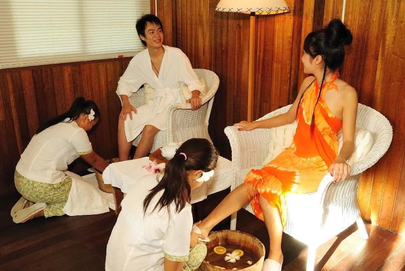 Airai Water Paradise Hotel & Spa image