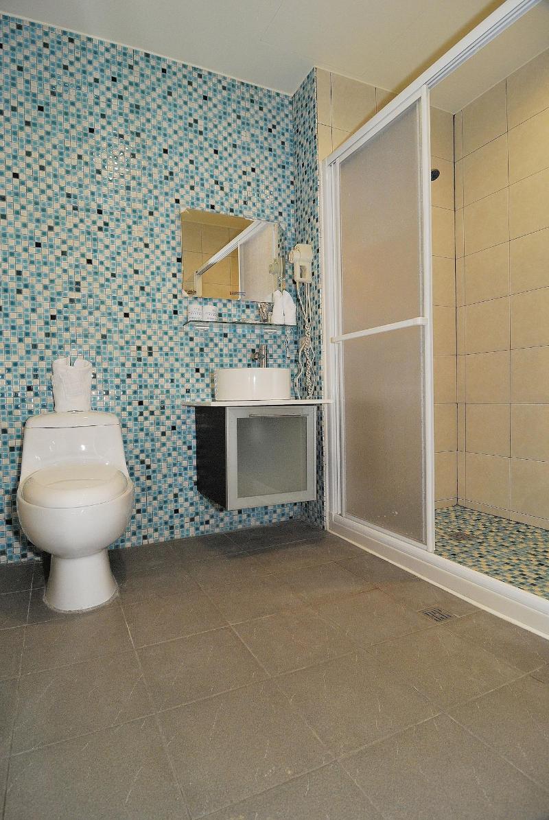Airai Water Paradise Hotel & Spa image