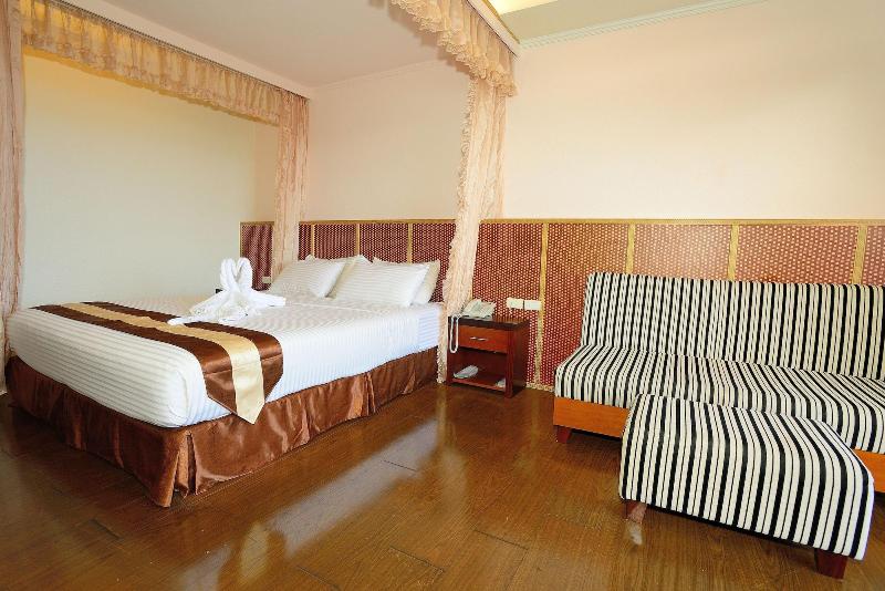 Airai Water Paradise Hotel & Spa image
