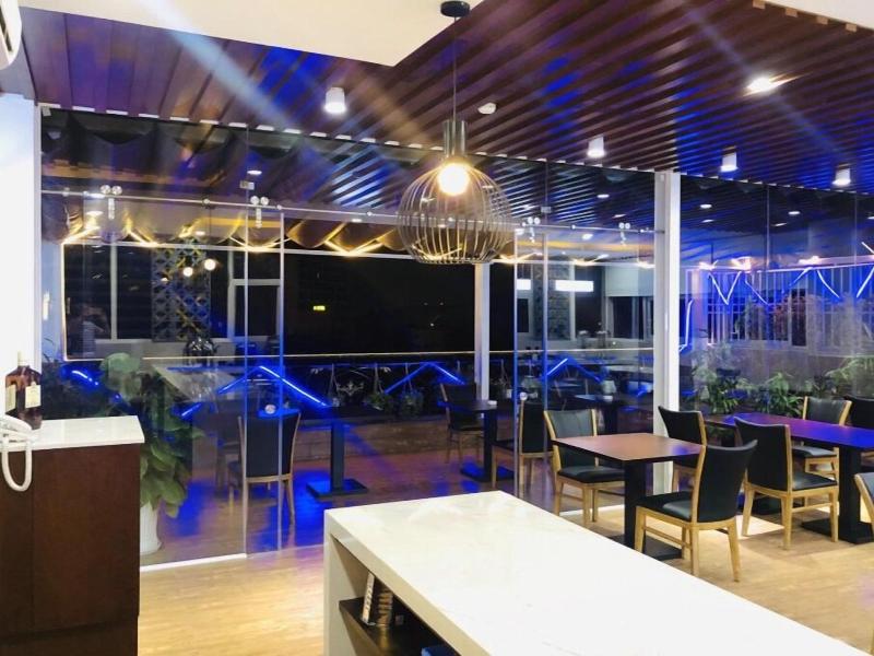 Doha 2 Hotel Saigon Airport image
