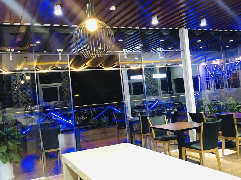 Doha 2 Hotel Saigon Airport image