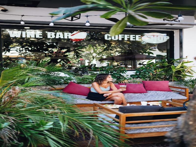 Suite Home Boutique Hotel image