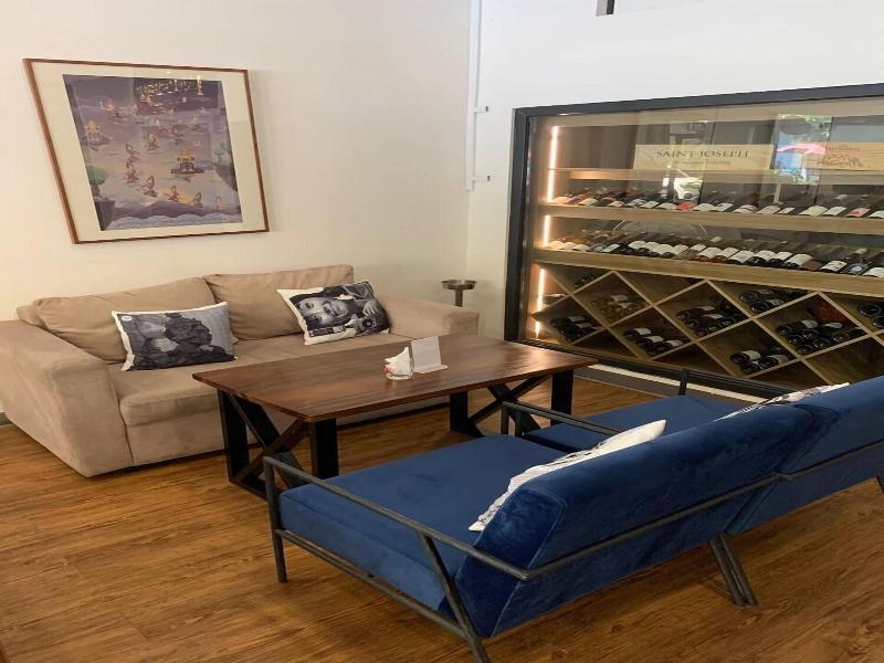 Suite Home Boutique Hotel image