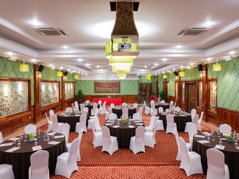 Somadevi Angkor Premium image
