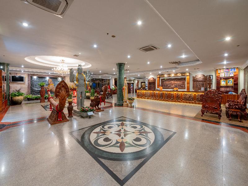 Somadevi Angkor Premium image