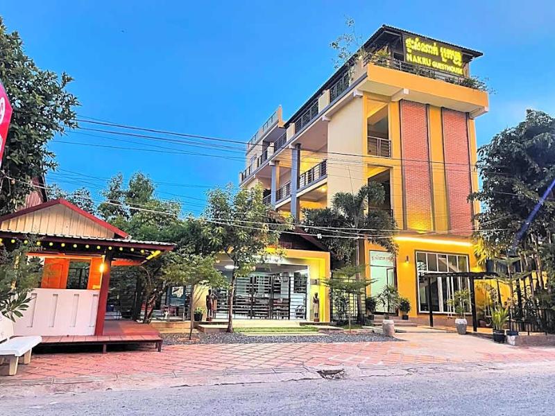 Neakru Guesthouse And Restaurant image