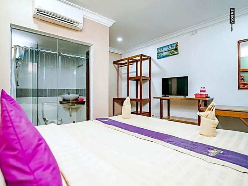 Neakru Guesthouse And Restaurant image