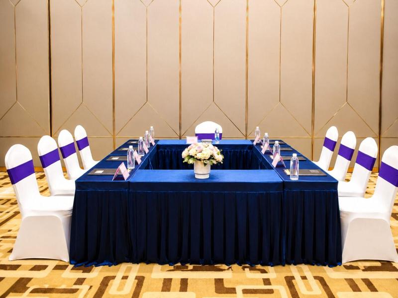 Tian Yi International Hotel image