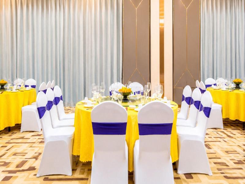 Tian Yi International Hotel image
