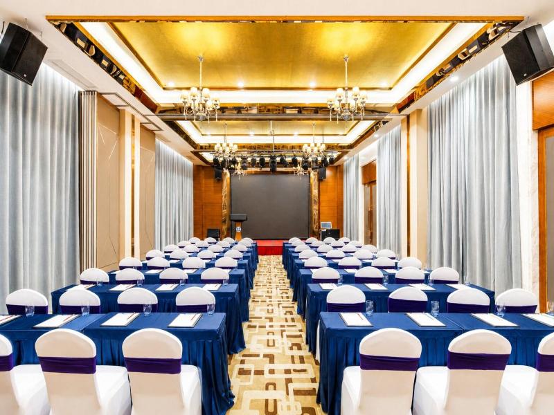 Tian Yi International Hotel image