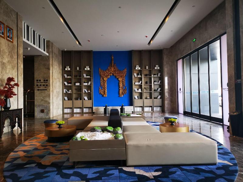 Tian Yi International Hotel image
