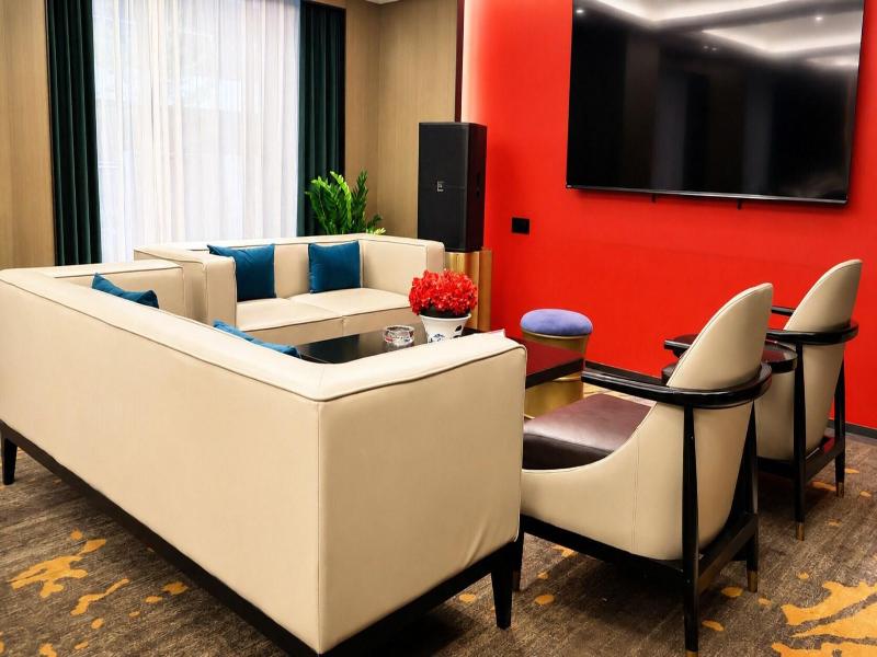 Tian Yi International Hotel image
