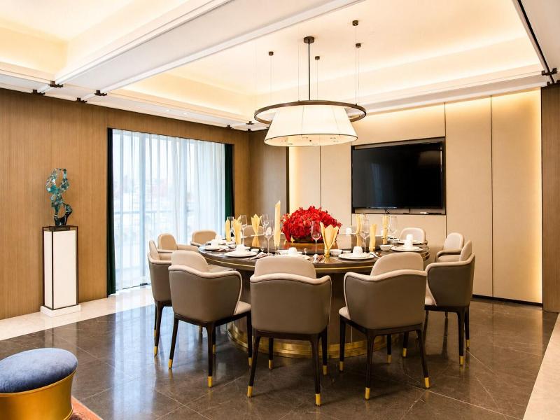 Tian Yi International Hotel image