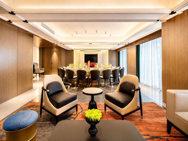 Tian Yi International Hotel image