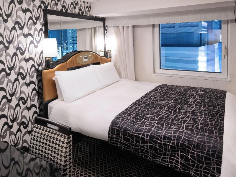 Apa Hotel Shinjuku Kabukicho Chuo image