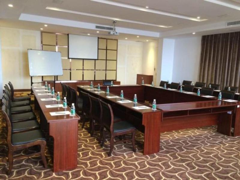 Taishan Bojue Hotel image