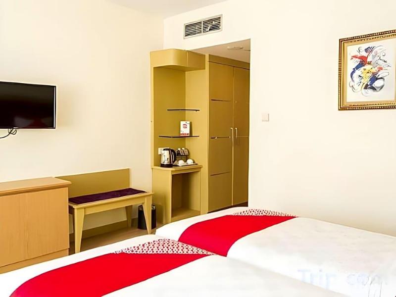 OYO 666 D' Grande Hotel Batam image