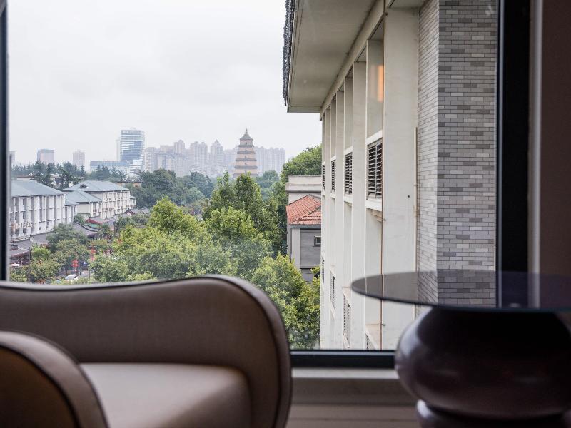 Mercure Xian Dayan Pagoda image