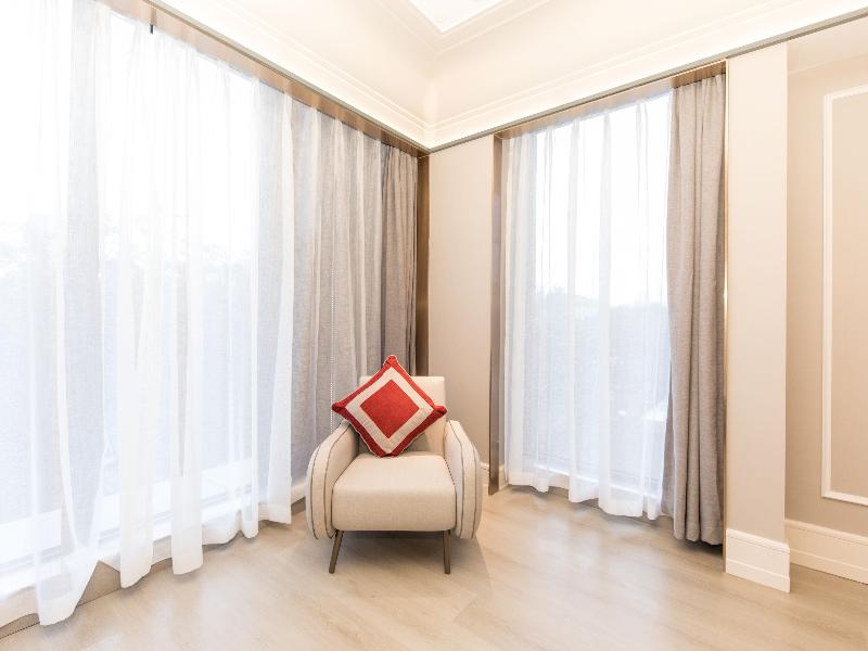 Mercure Xian Dayan Pagoda image