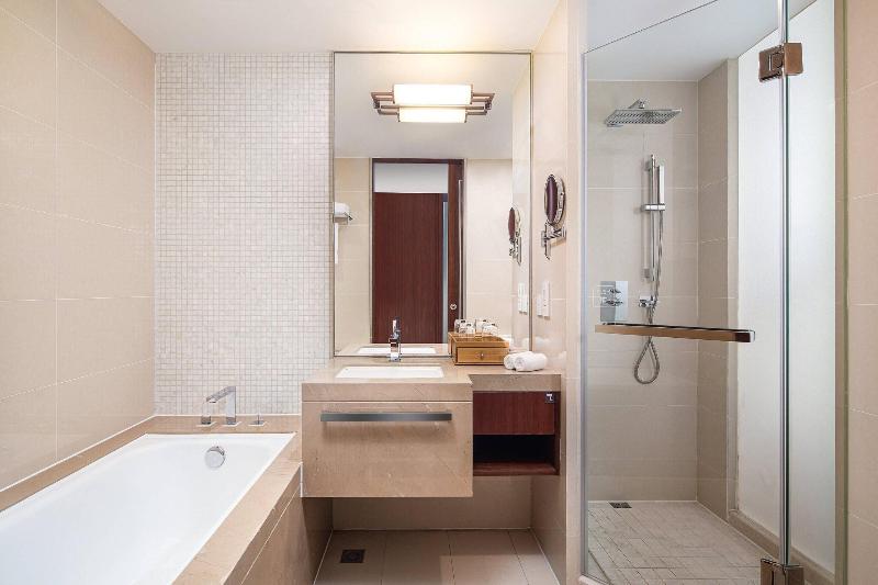 Courtyard By Marriott Wuxi Lihu Lake image