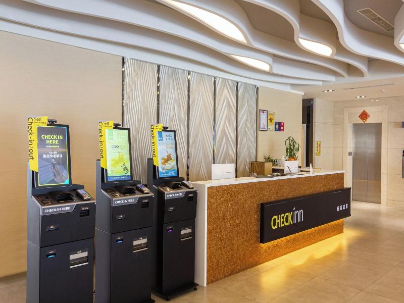 F Hotel Luzhou Taipei image