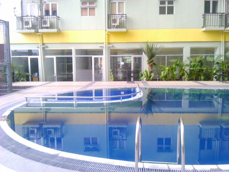 Apartemen The Suites Metro Yudis image