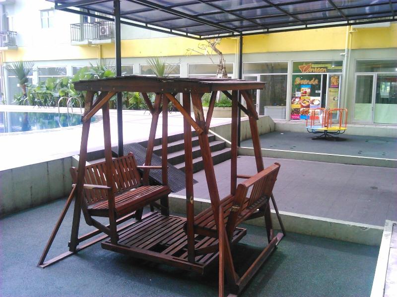 Apartemen The Suites Metro Yudis image