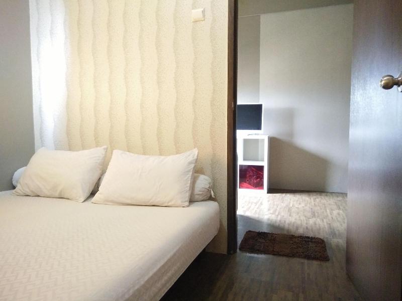 Apartemen The Suites Metro Yudis image