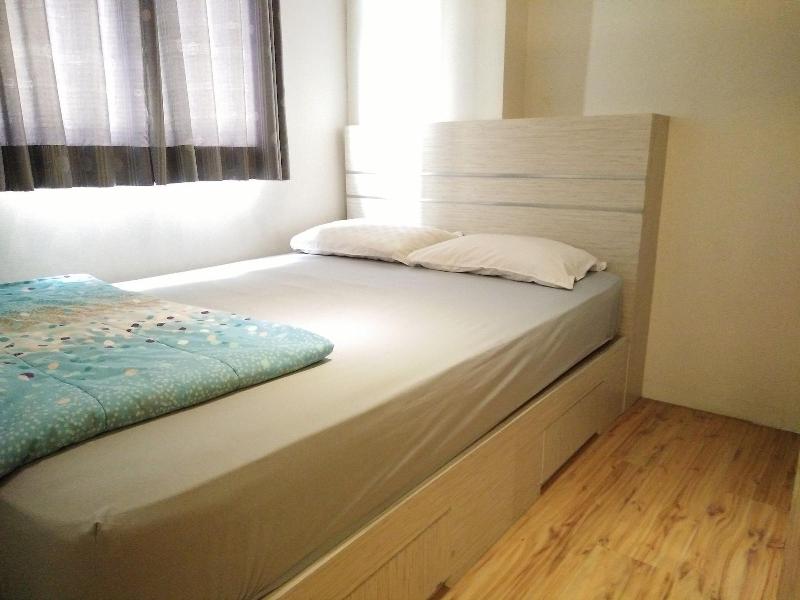 Apartemen The Suites Metro Yudis image