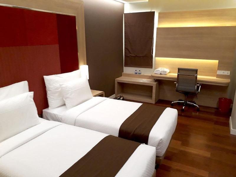 Grand Citihub Hotel At Panakkukang image