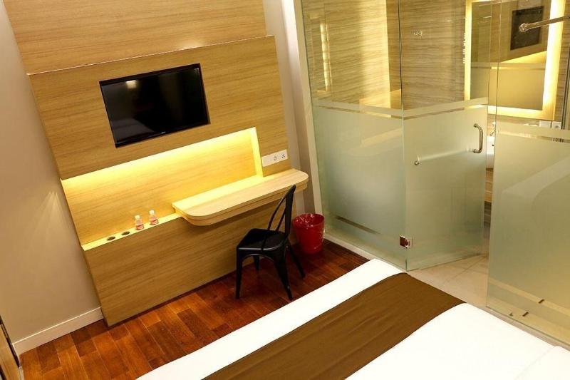 Grand Citihub Hotel At Panakkukang image