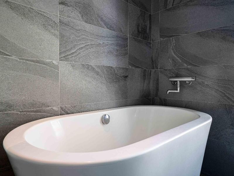 CHECK inn Taichung Ziyou image