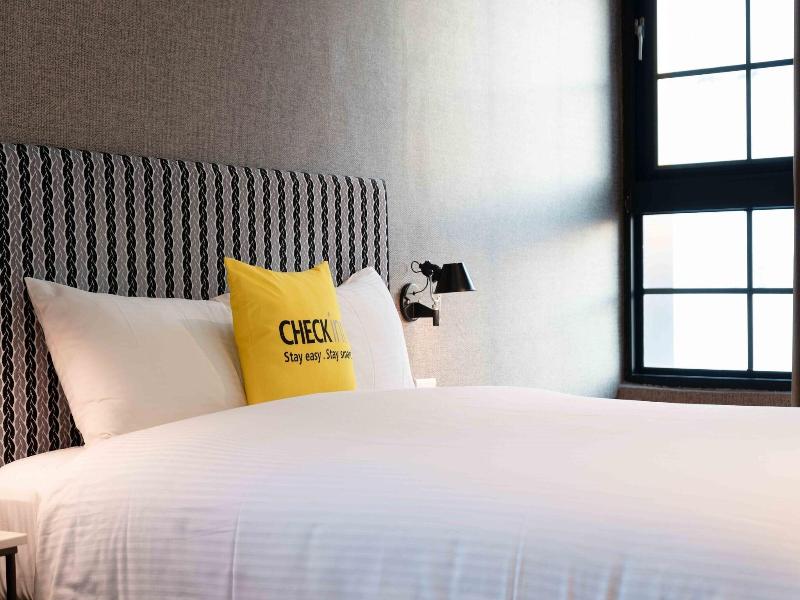 CHECK inn Taichung Ziyou image