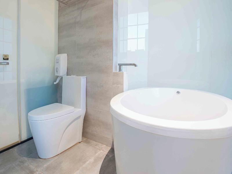 CHECK inn Taichung Ziyou image