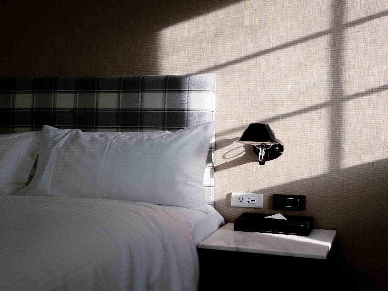 CHECK inn Taichung Ziyou image