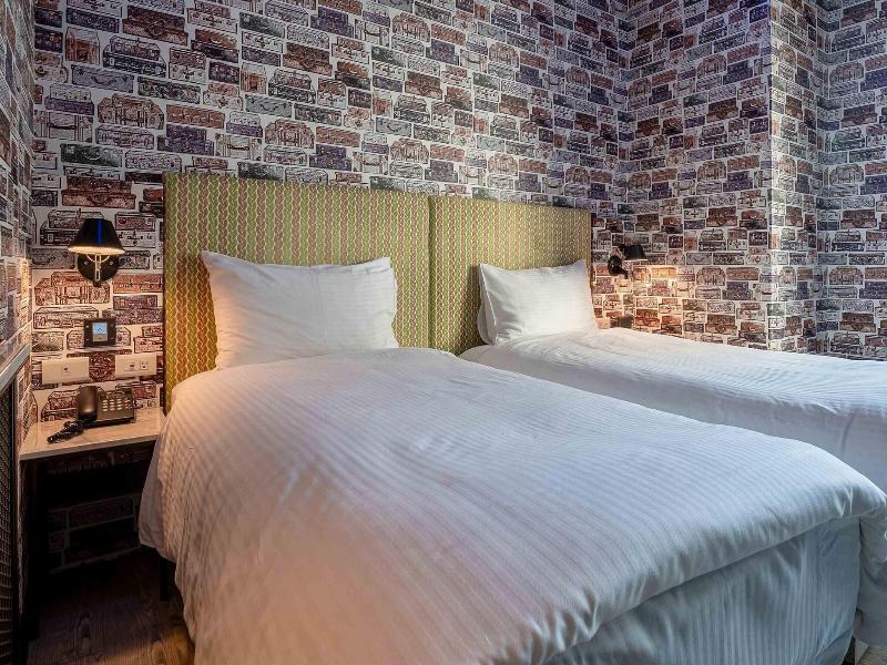 CHECK inn Taichung Ziyou image