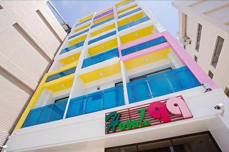 Hotel 99 3